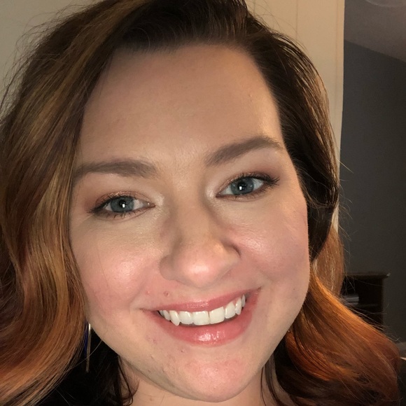 Meet your Posher, Ginelle - Picture 4 of 4